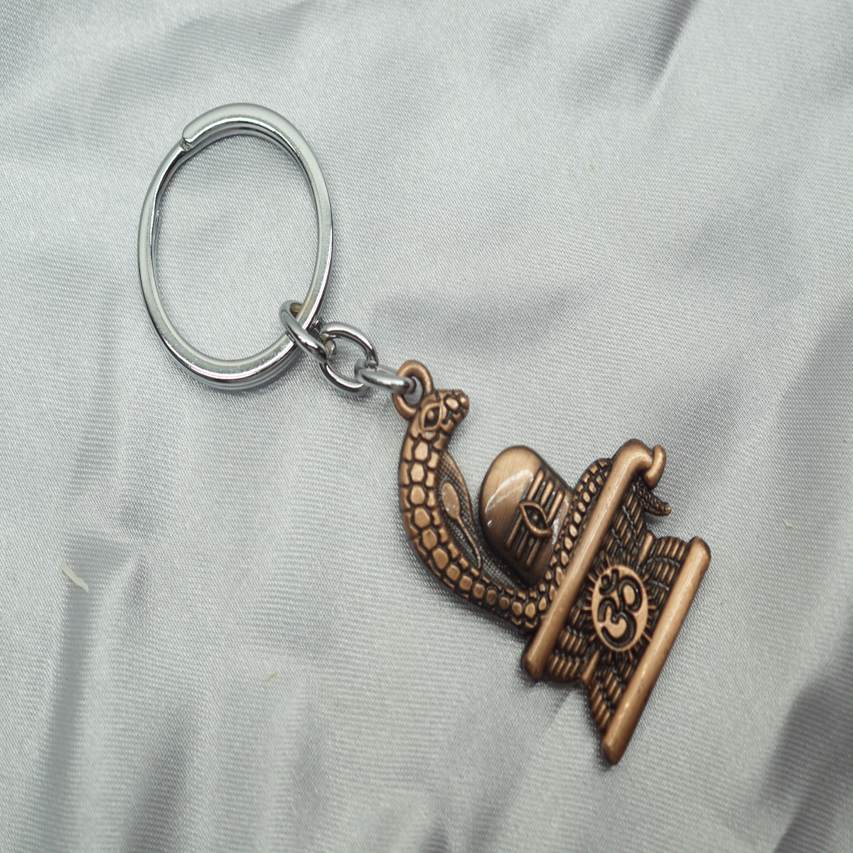 penhouse.in Shiv ling Copper Metal Keychain SKU KP285