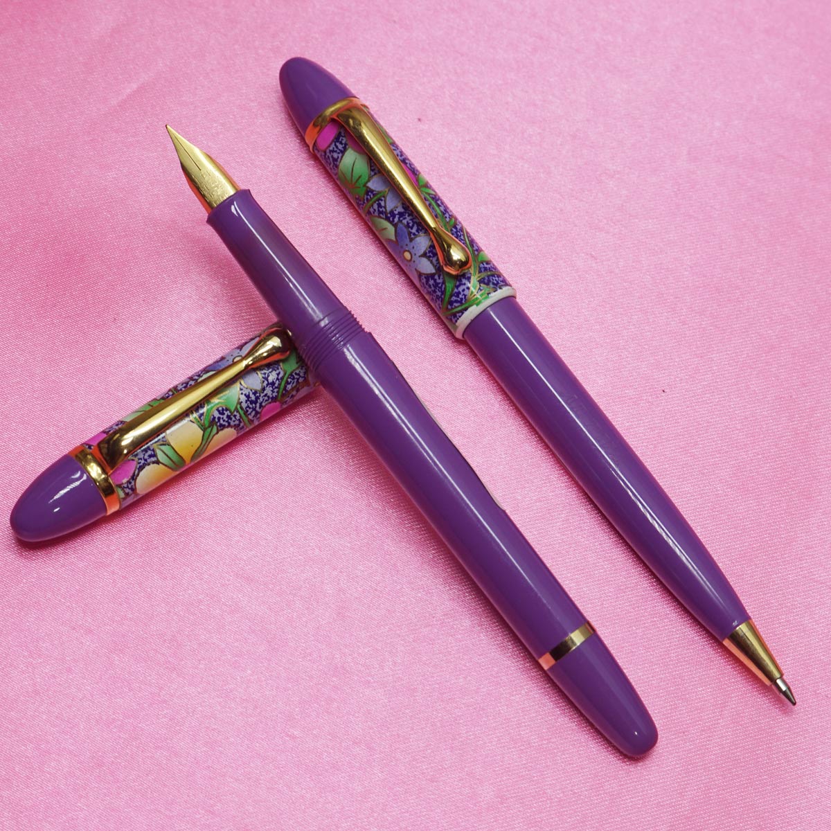 Alpha Purple Color Body with Flower Design Cap Eye Dropper Model Fountain Pen and Ball Pen Set SKU 22217