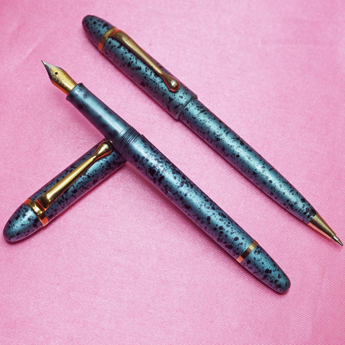 Gama Blue Color Body and Cap with Marble Design No.5 Dual Tone Fine Tipped Nib Eye Dropper Model Fountain Pen and Jotter Ball Pen Set SKU 22221