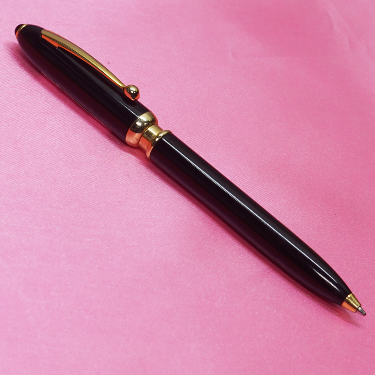 Gama Black Body and Cap with Gold Trims Twist Ball Pen SKU 22251