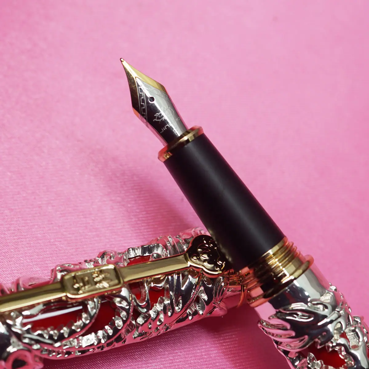 Jinhao 999 Dragon Embossed Silver Body Fountain Pen with Red and