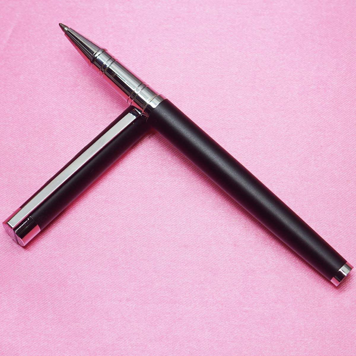 Jinhao 126 Black Color Body and Cap with Silver Trims Roller Ball Pen SKU 22342