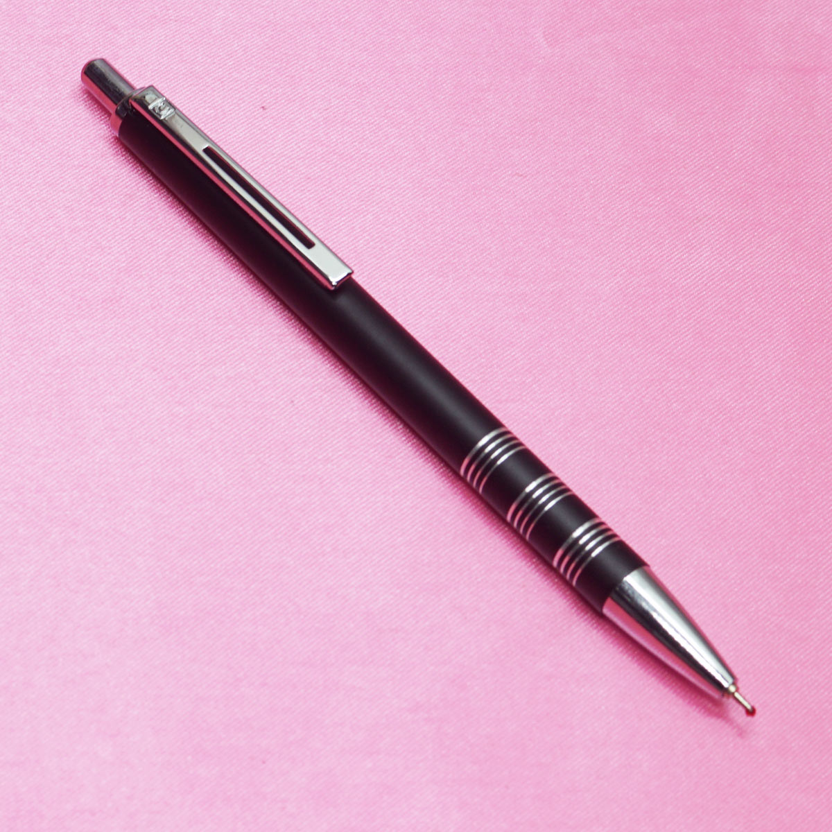 Cello U-Nic Black Color Body With Silver Clip Fine Tip Click Type Ball Pen SKU 22348