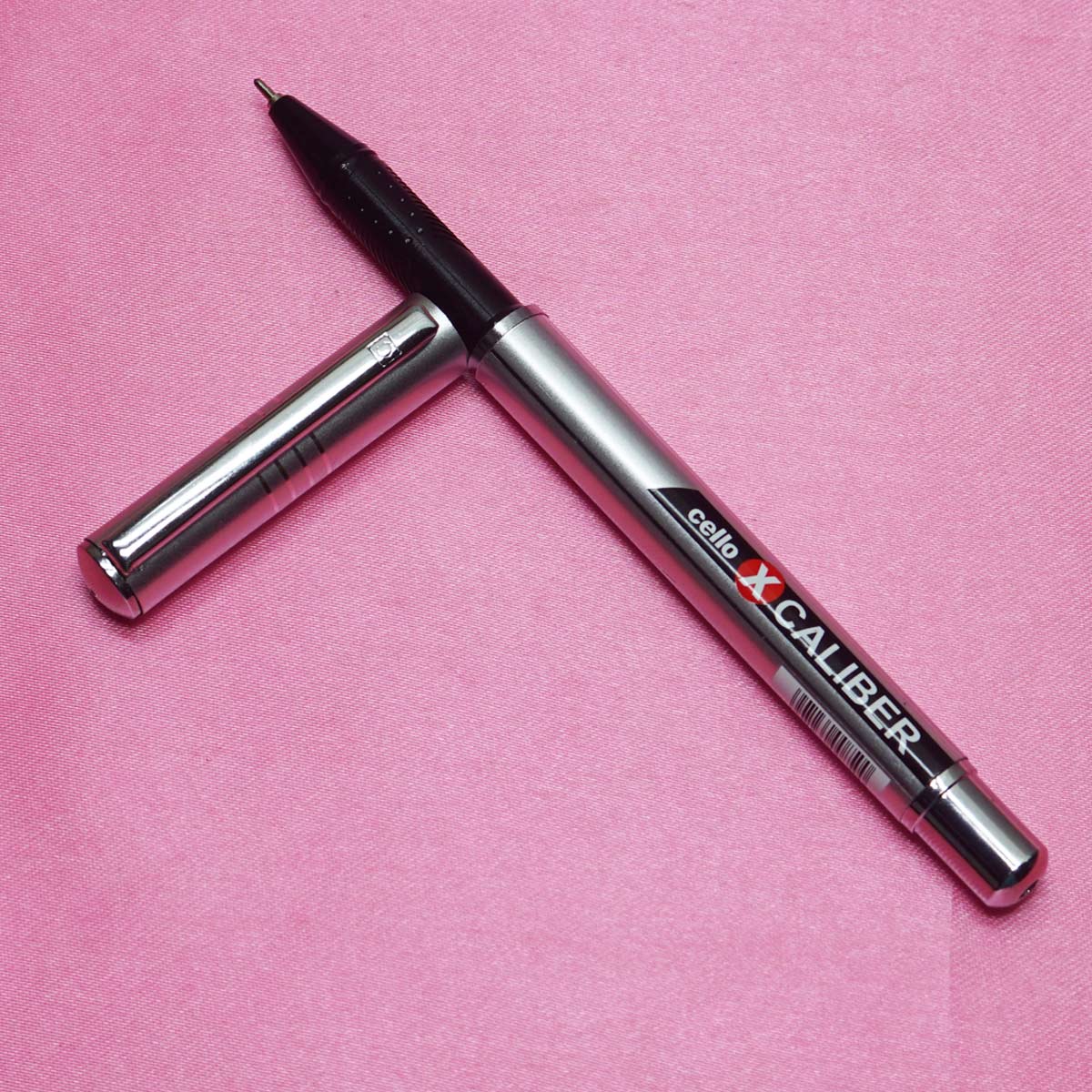 Cello XCaliber Silver Body With Fine Tip Cap Type Ball Pen SKU 22354