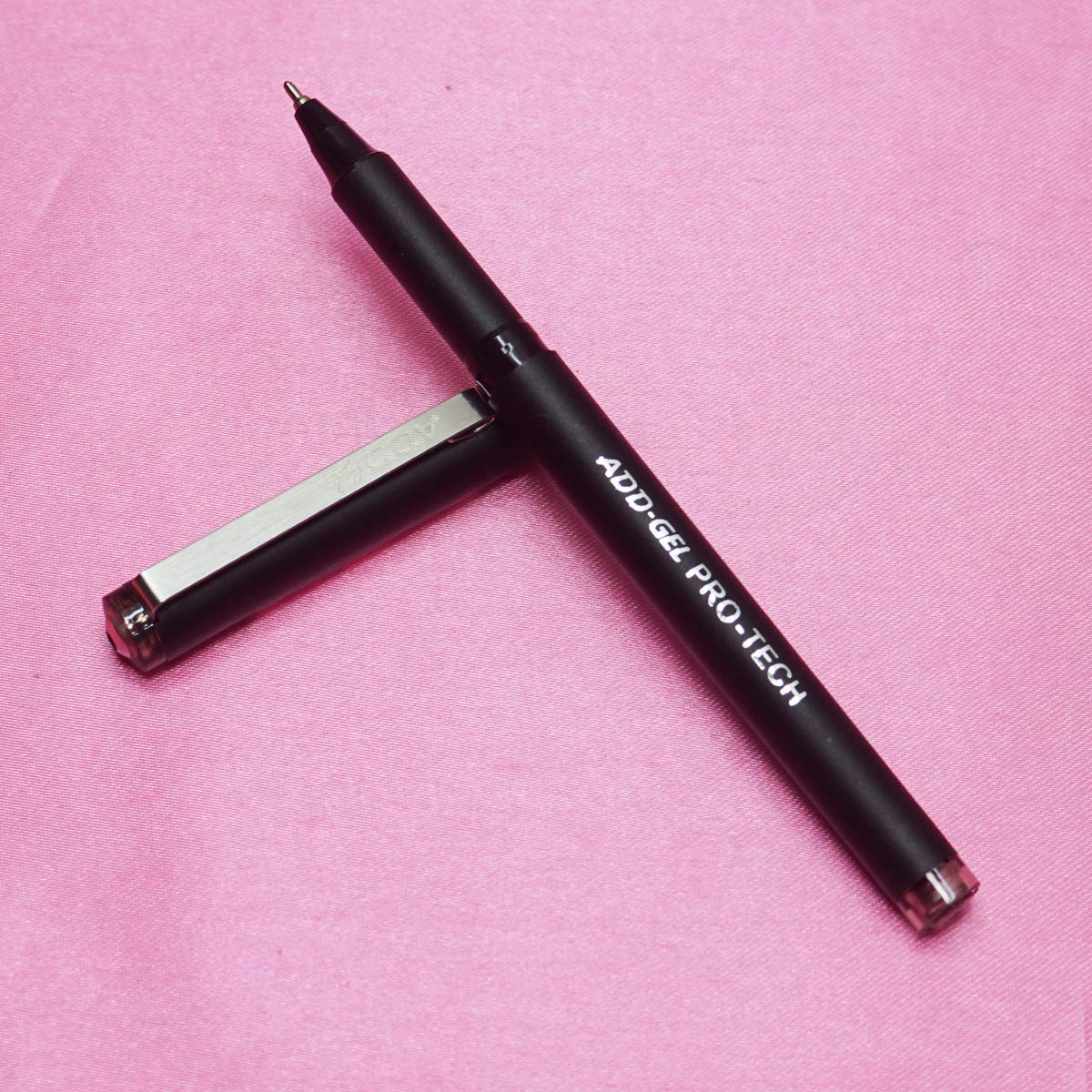 Add Gel PROTECH Black Body With Fine Tip Black Writing Cap Type Ball