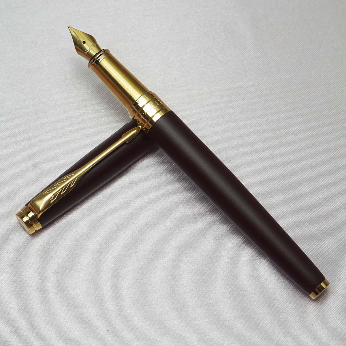 Parker Aster Matte Brown Color Body With Gold Clip Medium Nib Catridge And Converter Type Fountain Pen SKU 22427