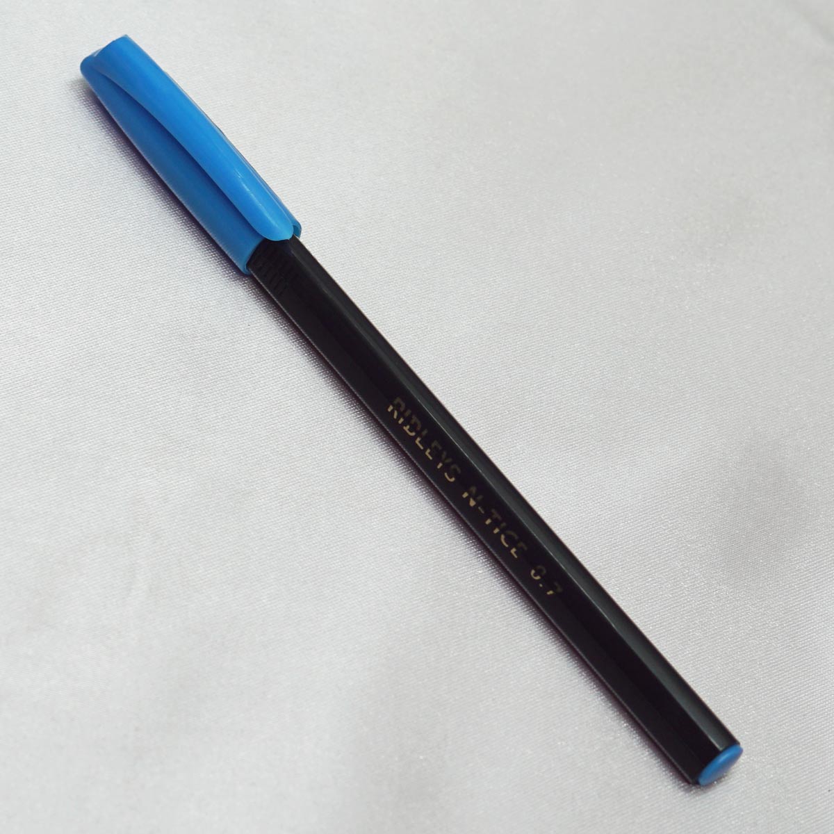 Redleys N-Tice Black Color Body With Blue Cap Blue Writing Fine Tip Cap Type Ball Pen SKU 22459