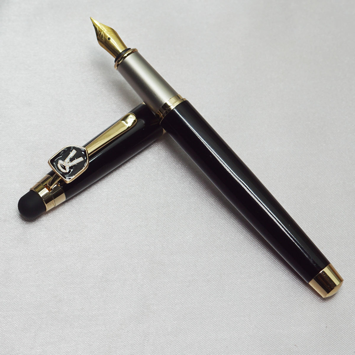 penhose.in Black Color Body With Cap Top On Stylus and Gold Trims Advocate Symbol On Clip Fine Nib Converter Type Fountain Pen SKU 22561