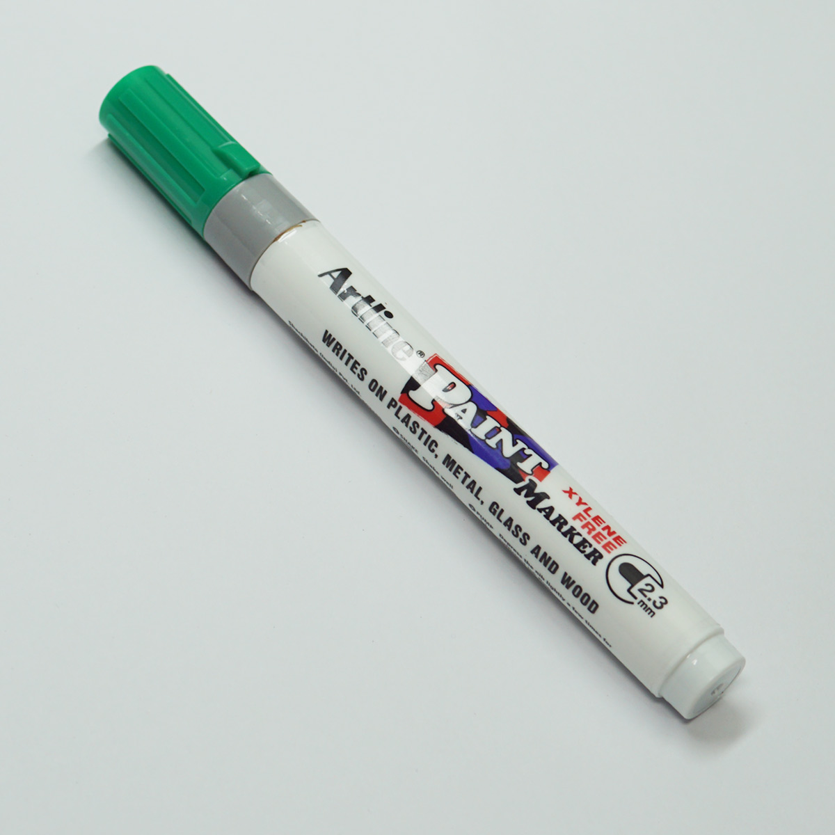 Artline White Color Body With Green Cap Green Writing Tip