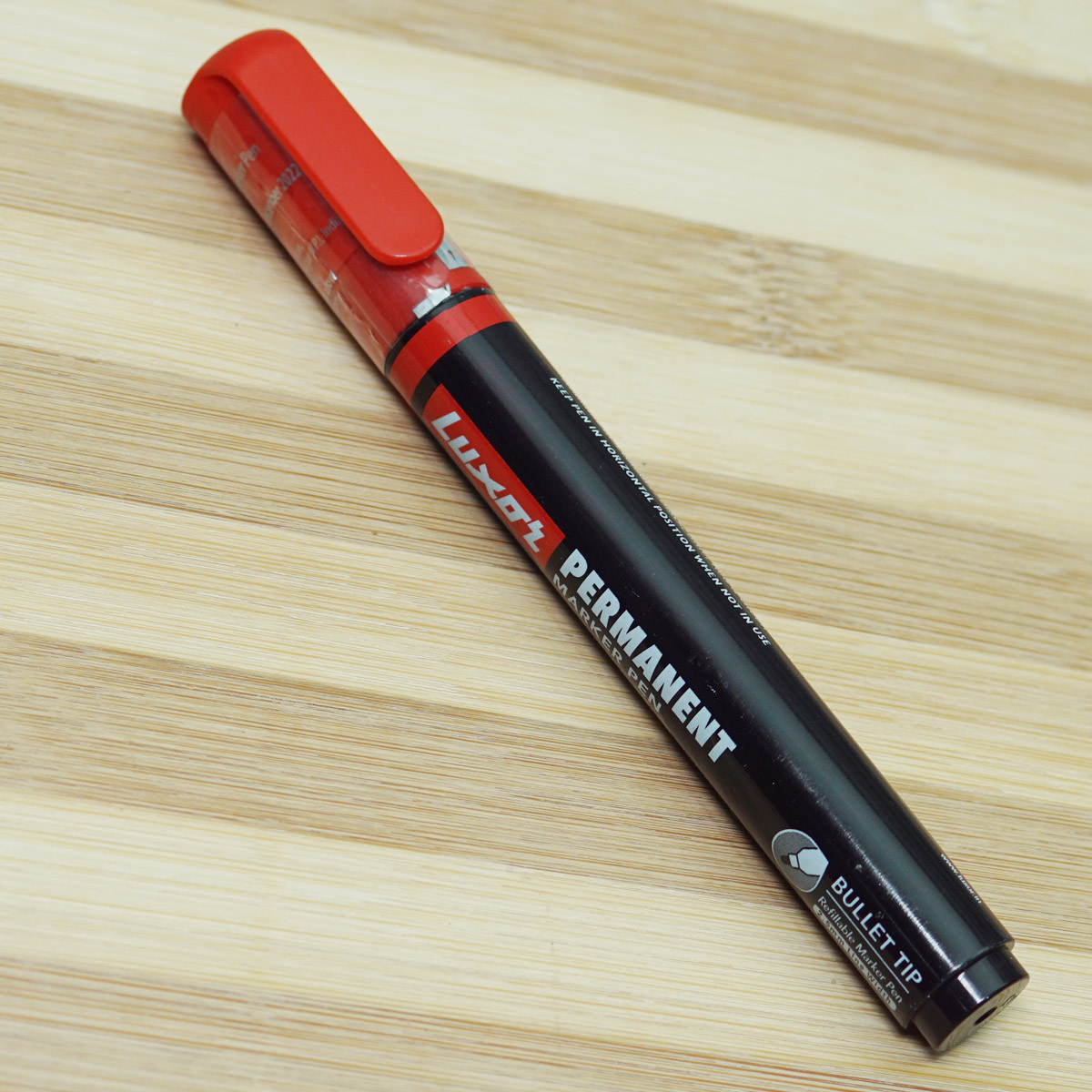 Luxor Black Color Body With Red Cap Red Ink Bullet Tip Permanent Marker SKU 22703