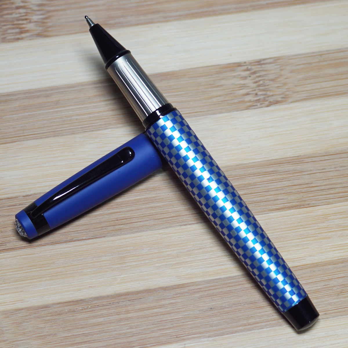 penhouse.in Blue Color Checked Designed Body With Black Color Clip Fine Tip Cap Type Ball Pen SKU 22739