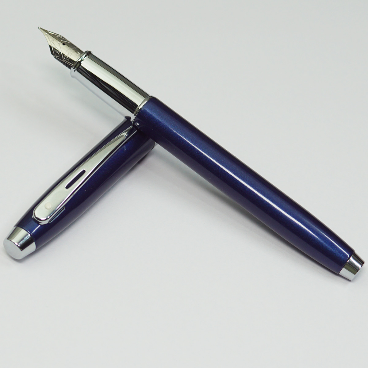 Sheaffer 9339 Blue Color Body With Silver Clip Medium Nib Converter Type Fountain Pen SKU 22775