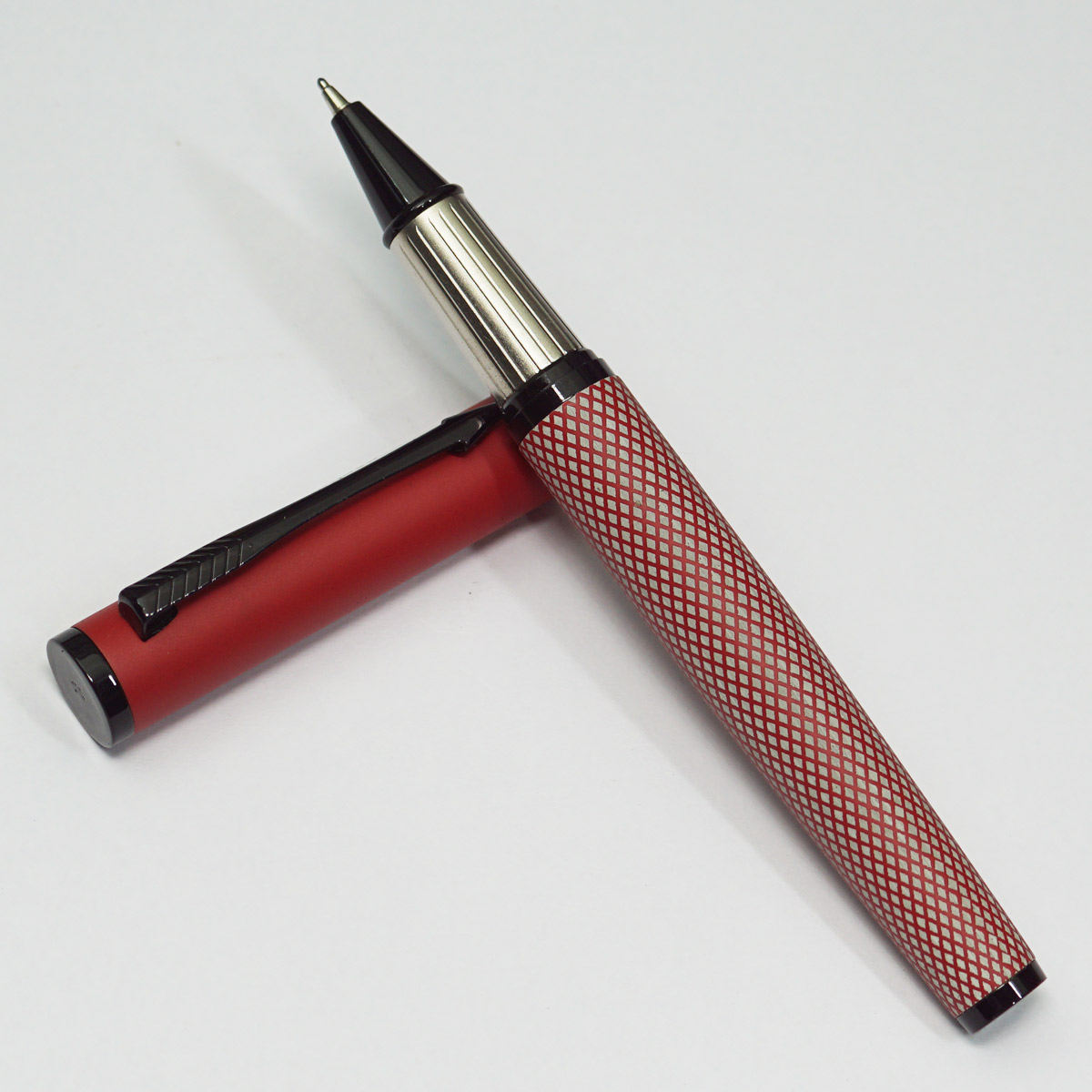 Picasso Parri Hyper Red Color Checked Body With Black Clip Medium Tip Cap Type Ball Pen SKU 22787