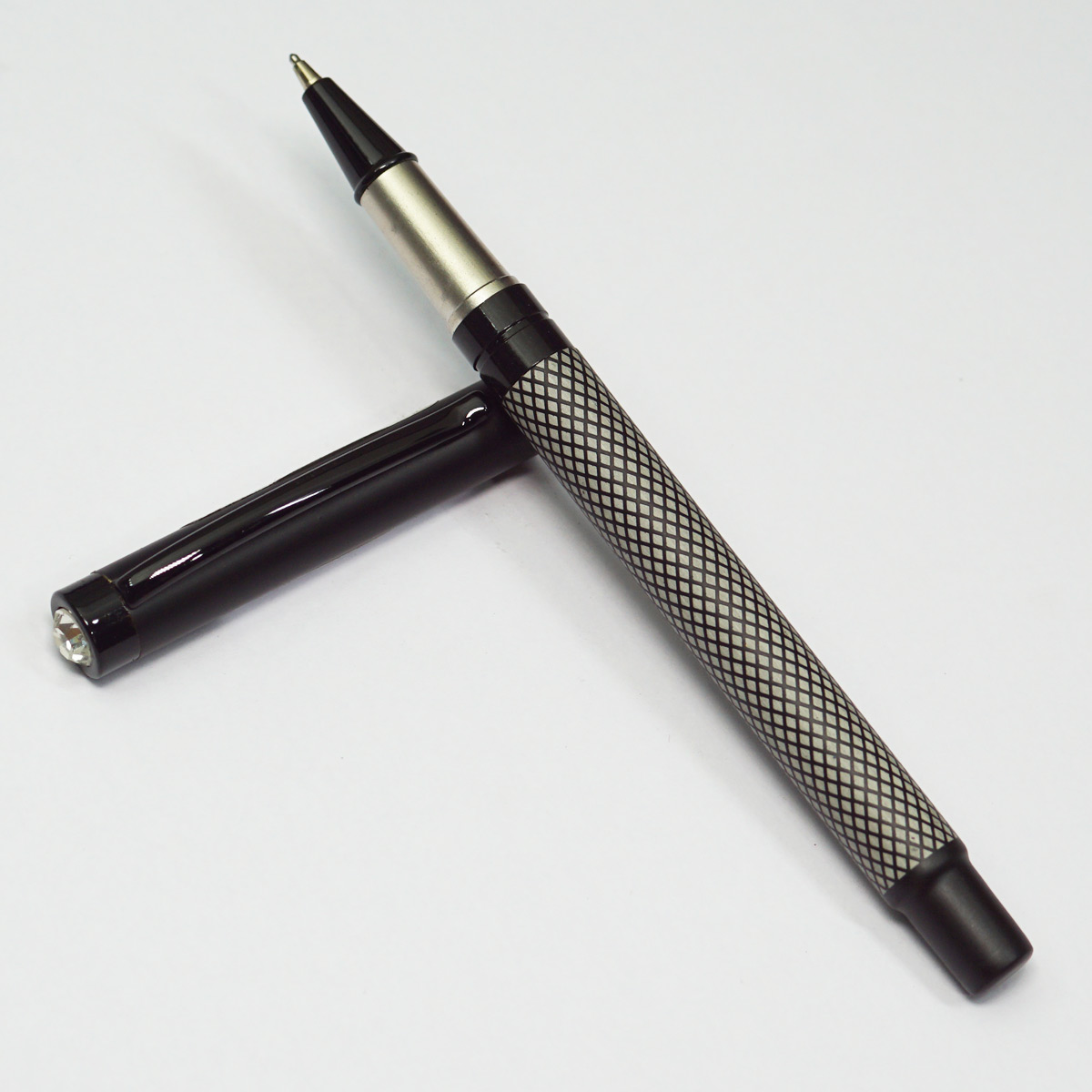 Picasso Parri Hino Black Color Checked Body With Cap On Stone Fine Tip Cap Type Ball Pen SKU 22792