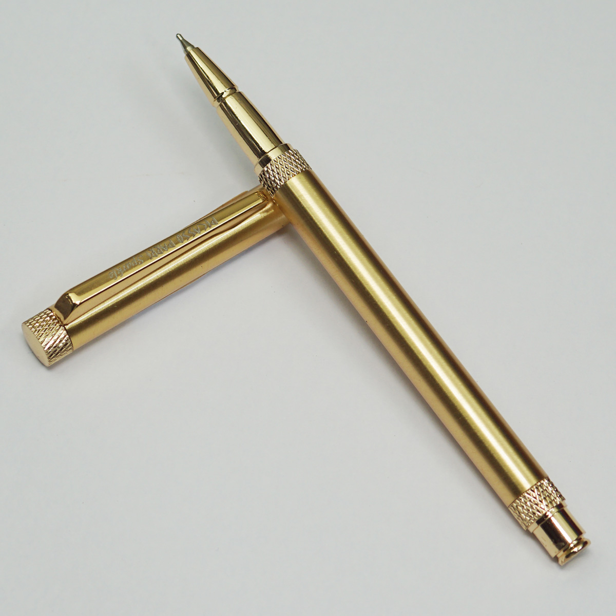 Picasso Parri Sparkle Full Gold Color Body With Cap Fine Tip Cap Type Ball Pen SKU 22810