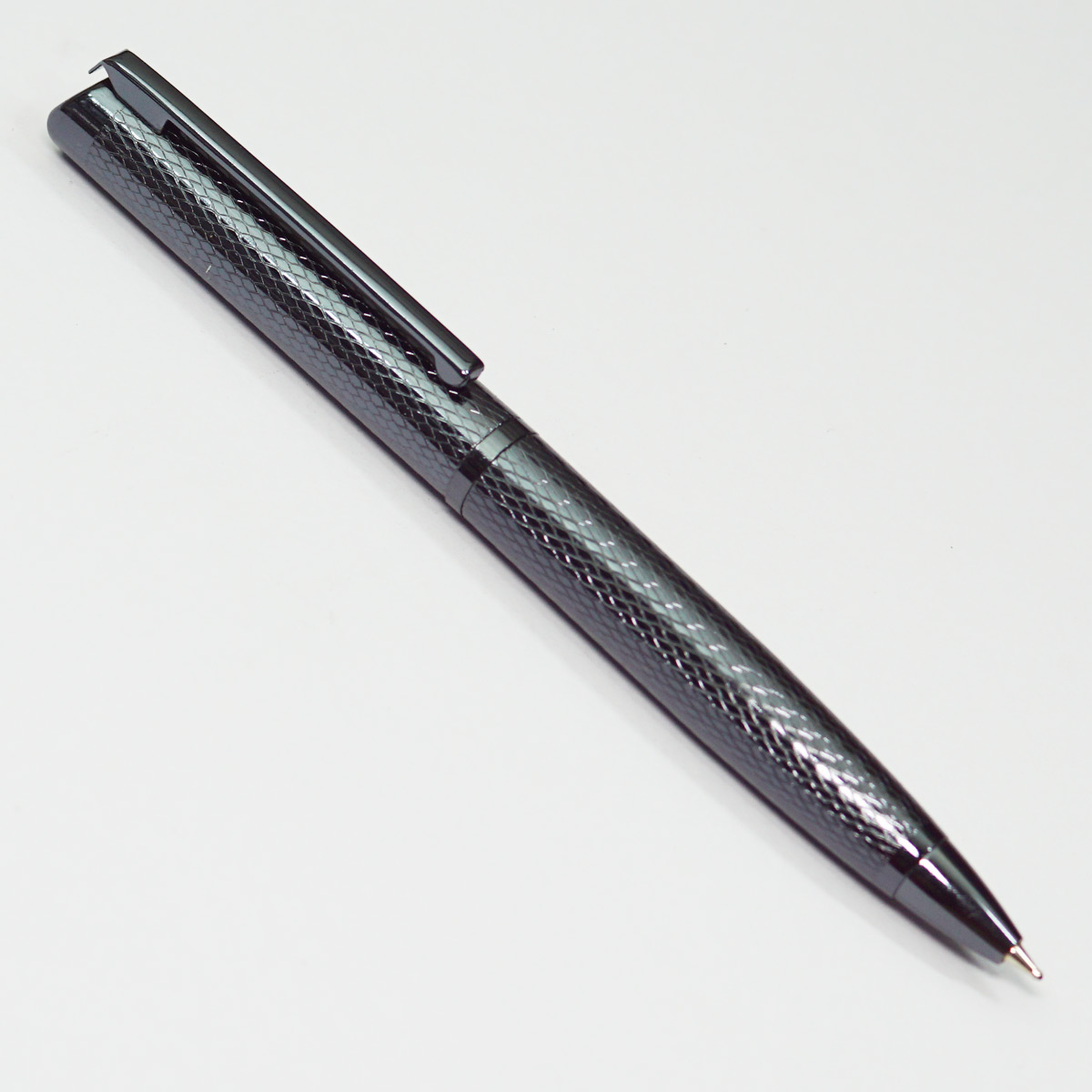 Picasso Parri Blue Metal Color Body With Cap Fine Tip Twist Type Ball Pen SKU 22859