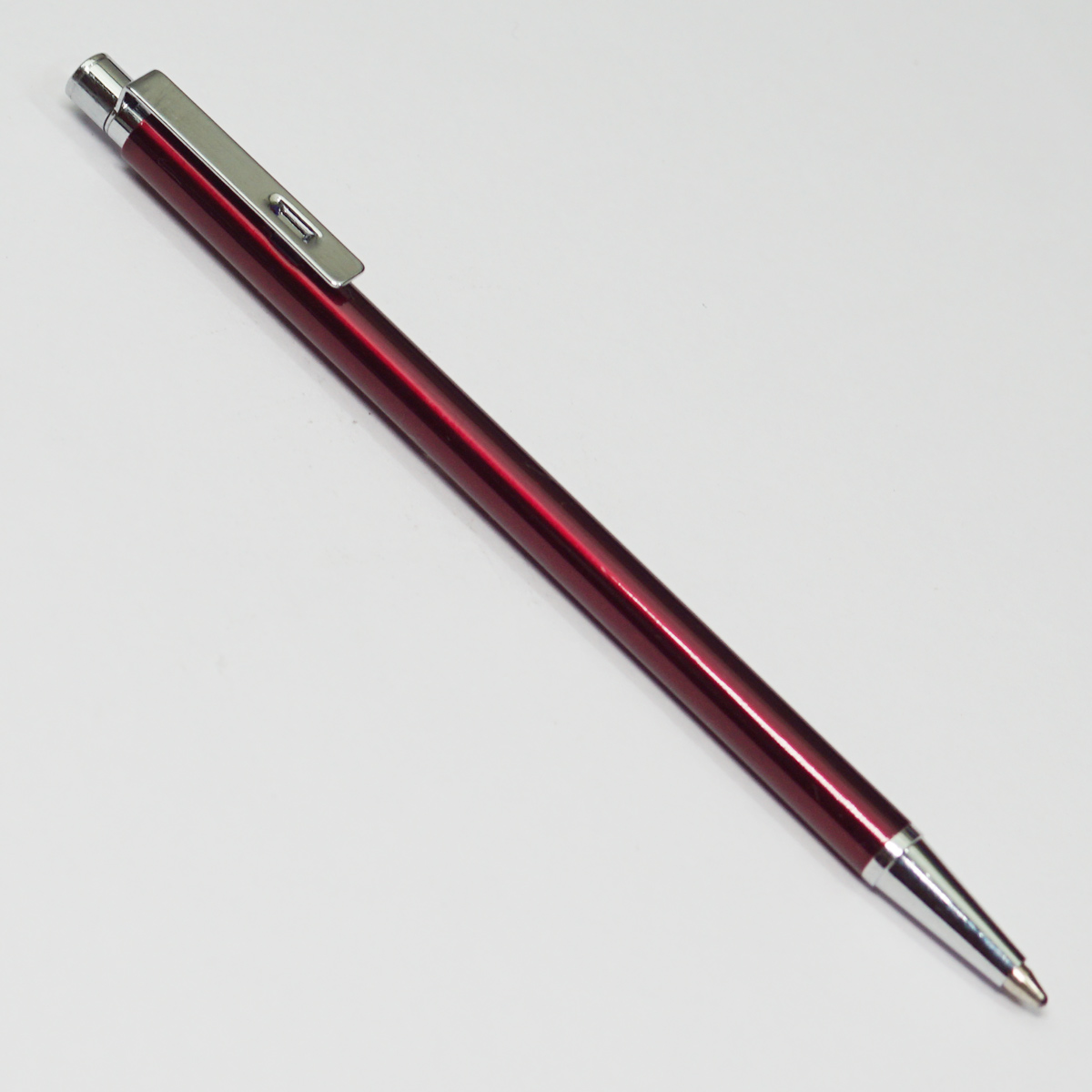 penhouse.in Short Pink  Body With Clip Fine Tip Retractable Type Ball Pen SKU 22960