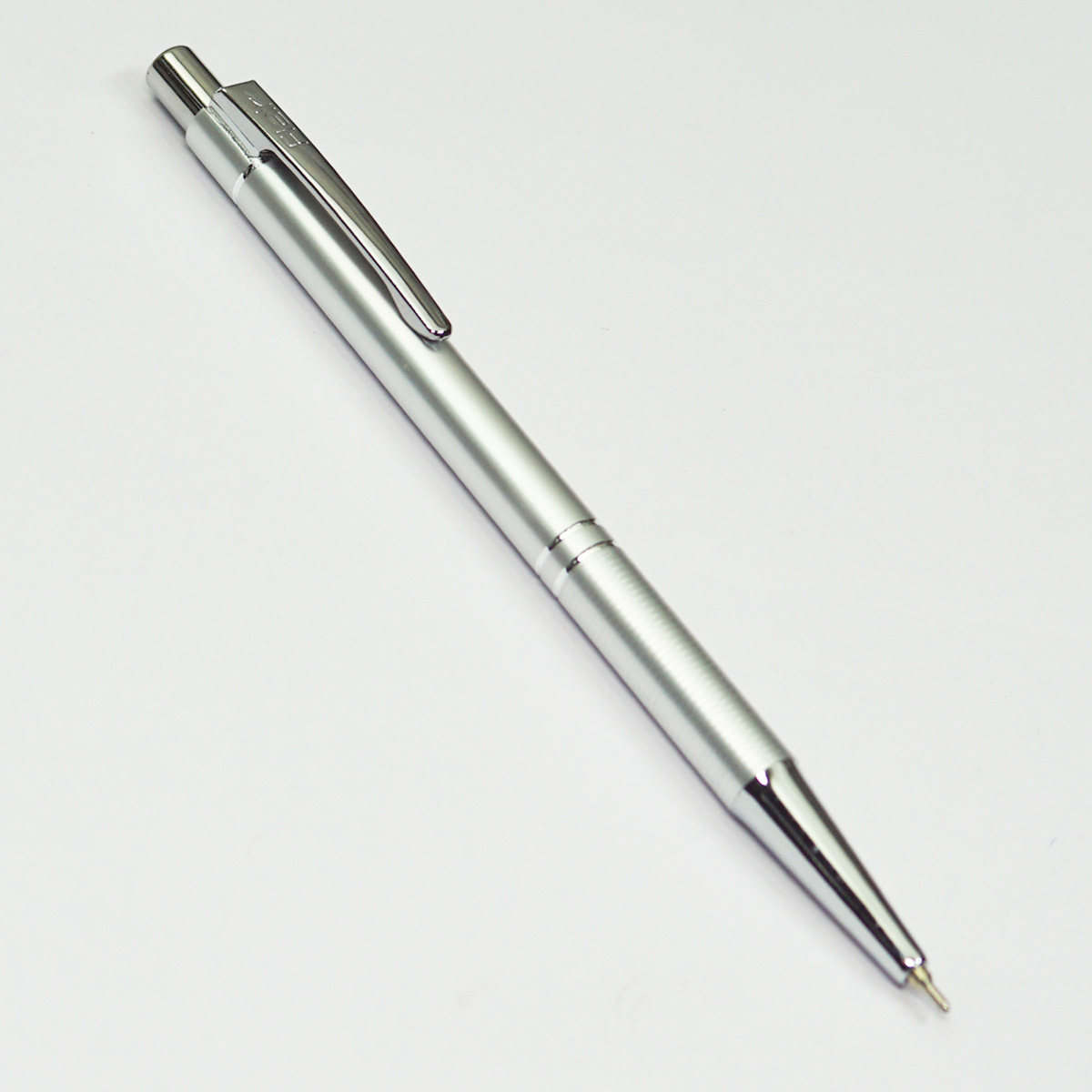 Flair SLIM Silver Color Body With Silver Clip Fine Tip Retractable Type Ball Pen SKU 23047