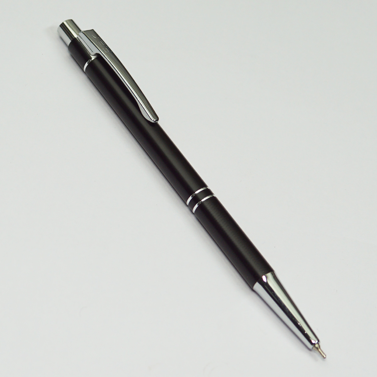 Flair SLIM Black Color Body With Silver Clip Fine Tip Retractable Type Ball Pen SKU 23049