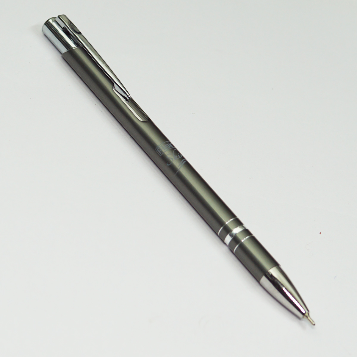 Flair  SKIN Grey Color Body With Silver Clip Fine Tip Retractable Type Ball Pen SKU 23055