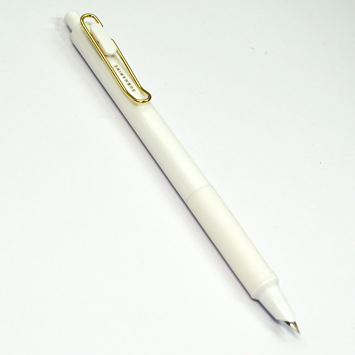 Submarine 923 White Color Body With Fine Nib Gold Designed Clip Converter Type Rubber Grip Click Type Fountain Pen SKU 23284