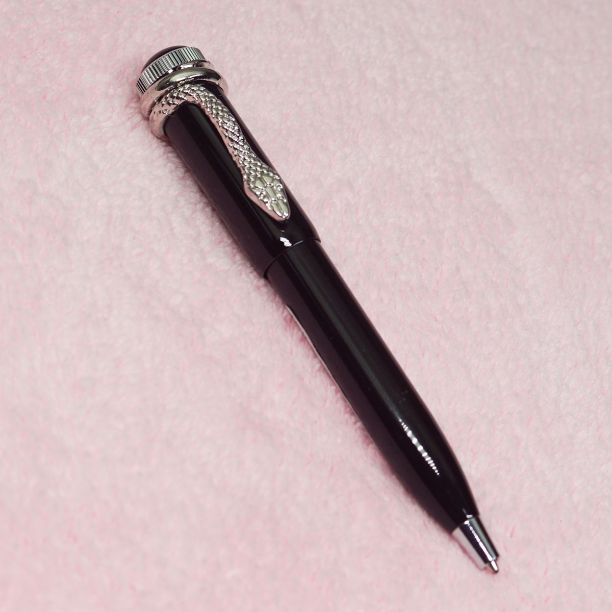 penhouse.in 5012 Mini Glossy Black Color Body With Silver Color Snake Clip Medium Tip Twist Type Ball Pen SKU 23341