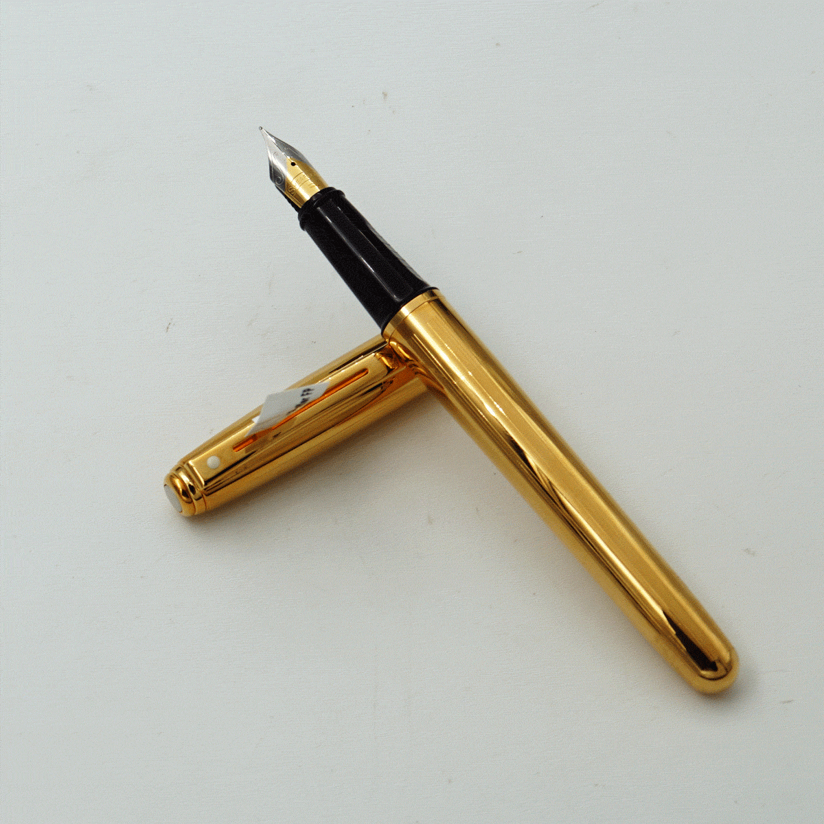 Sheaffer Prelude Golden Color Body With Golden Clip Fine Nib Converter Type Fountain Pen SKU 24337