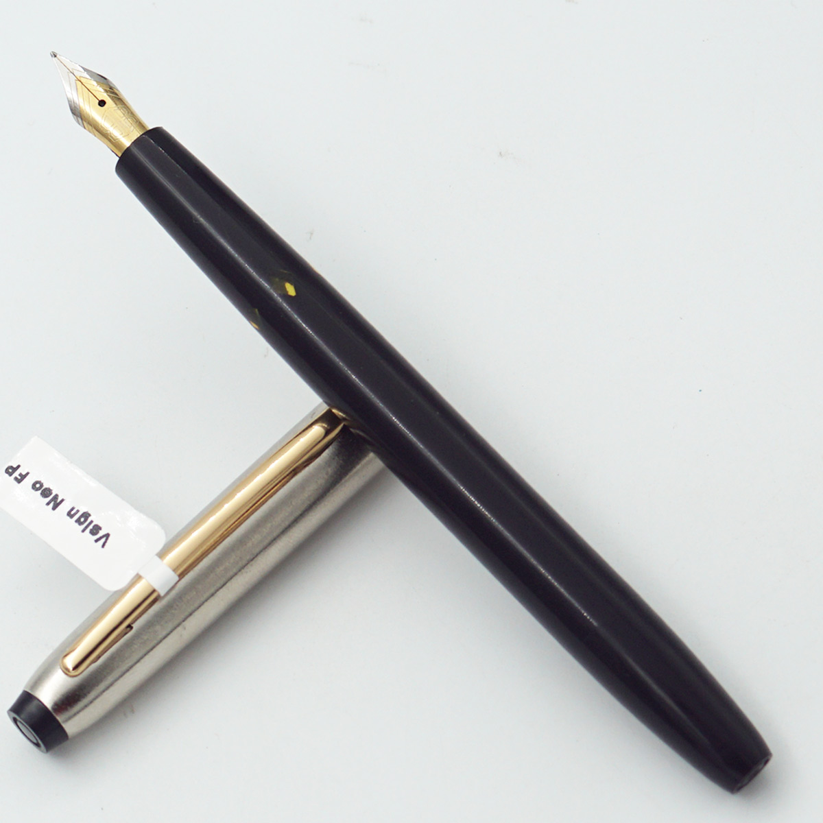 Vsign Neo Black Color Body With Golden Color Clip Medium Nib Piston Type Fountain Pen SKU 24467