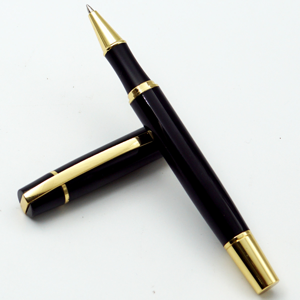 penhouse.in Glossy Black Color Body With Golden Clip Medium Tip Roller Ball Pen SKU24608