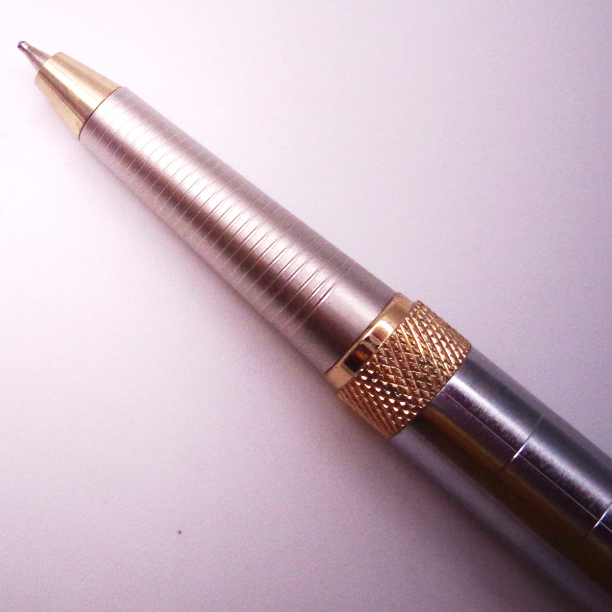 Penhose.in Short Silver Color Cap With Golden Clip And Trim Ball pen SKU 25002