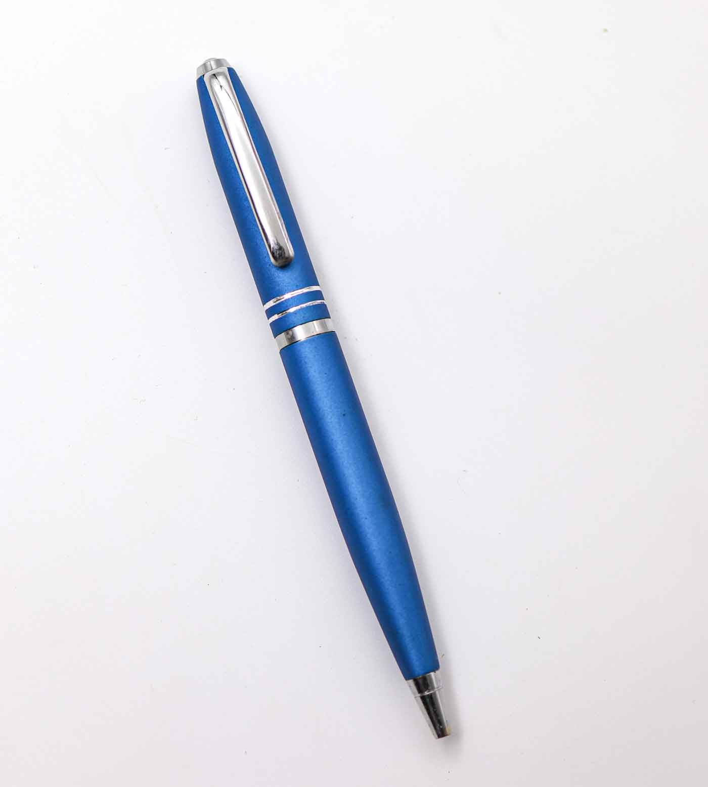Penhouse.in Matt Blue Body With Silver Clip And Trim Fine Tip Twist Type Ball Pen SKU 25182