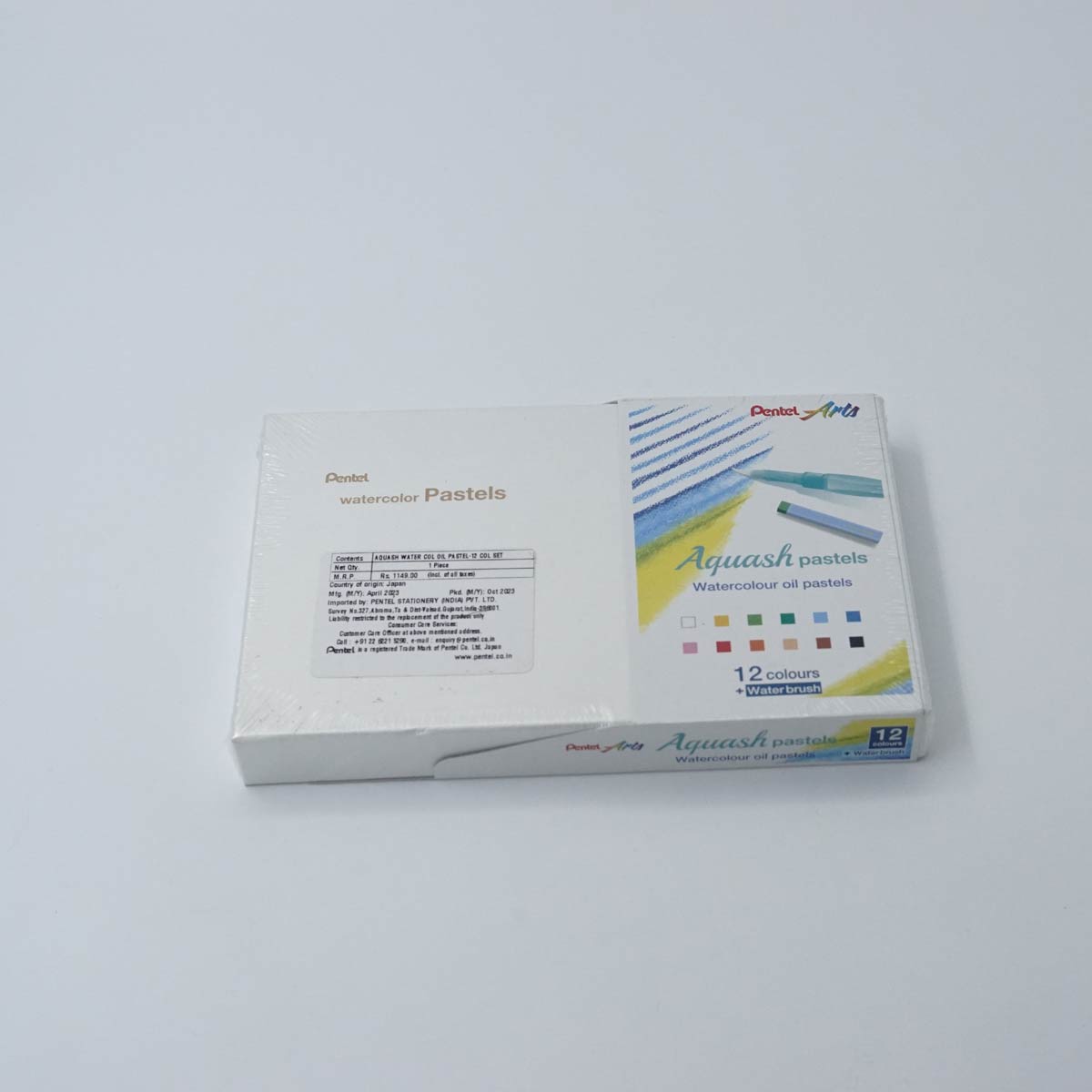 Pentel Aquash Water Color Oil Pastels 24 Colors With Water Brush SKU 25340