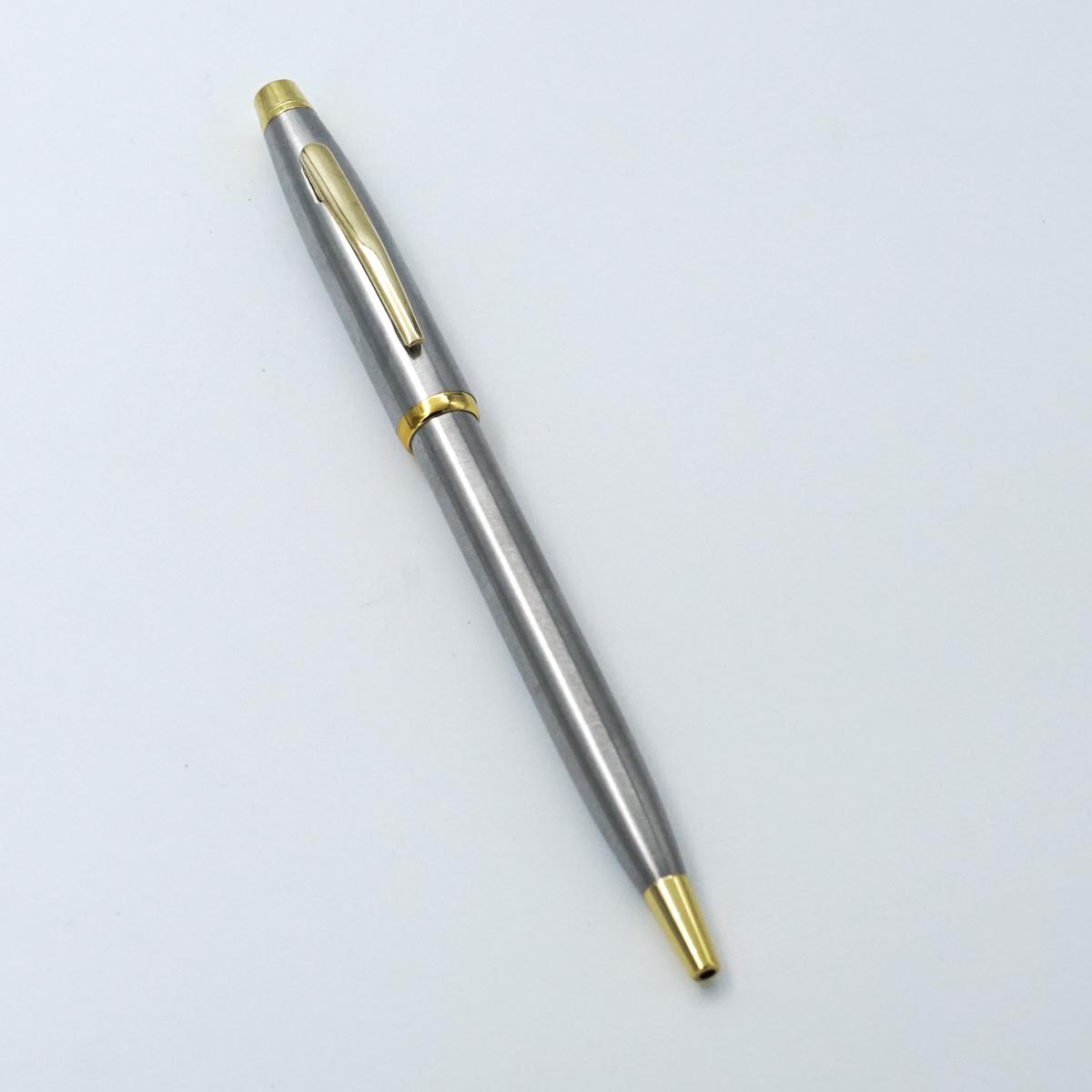 penhouse Sliver Color Body With Gold Clip Medium Tip Twist Type Ball Pen  SKU 25348