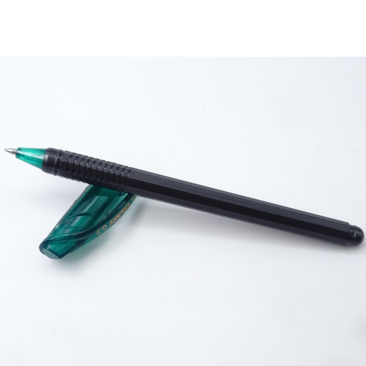 Luxor 2982 Galaxy 0.7 Model Grey Color Body Green Cap Medium Tip Gel Pen SKU 25360