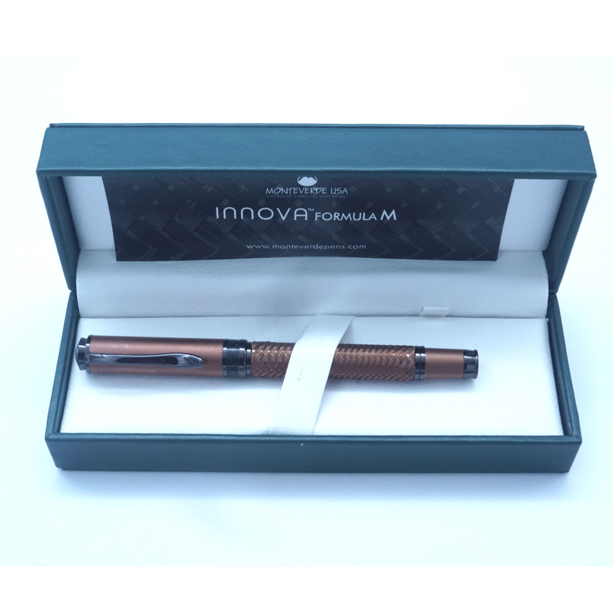 Monteverde USA Innova Formula M  Coffee Color Metal Body Brod Click-Off Cap Versatile And High Performance 1.1m Extra Fine Medium Nib Fountain Pen  SKU 26102