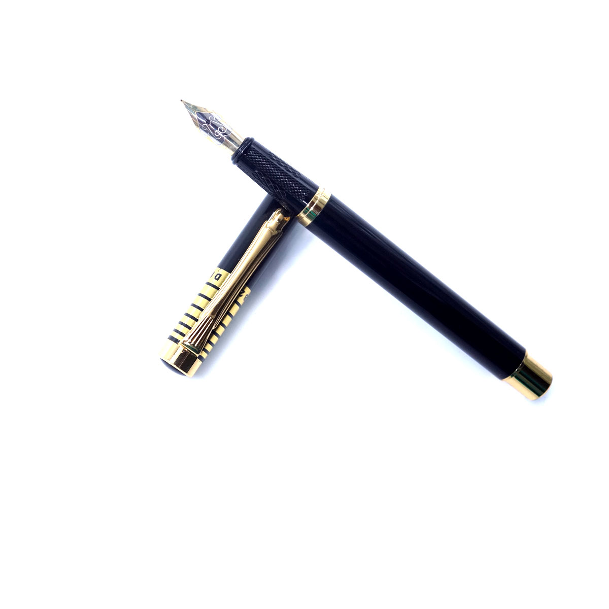 Dikawen 882 Black  color Cap type Fountain pen fine Nib Converter type  SKU 26773