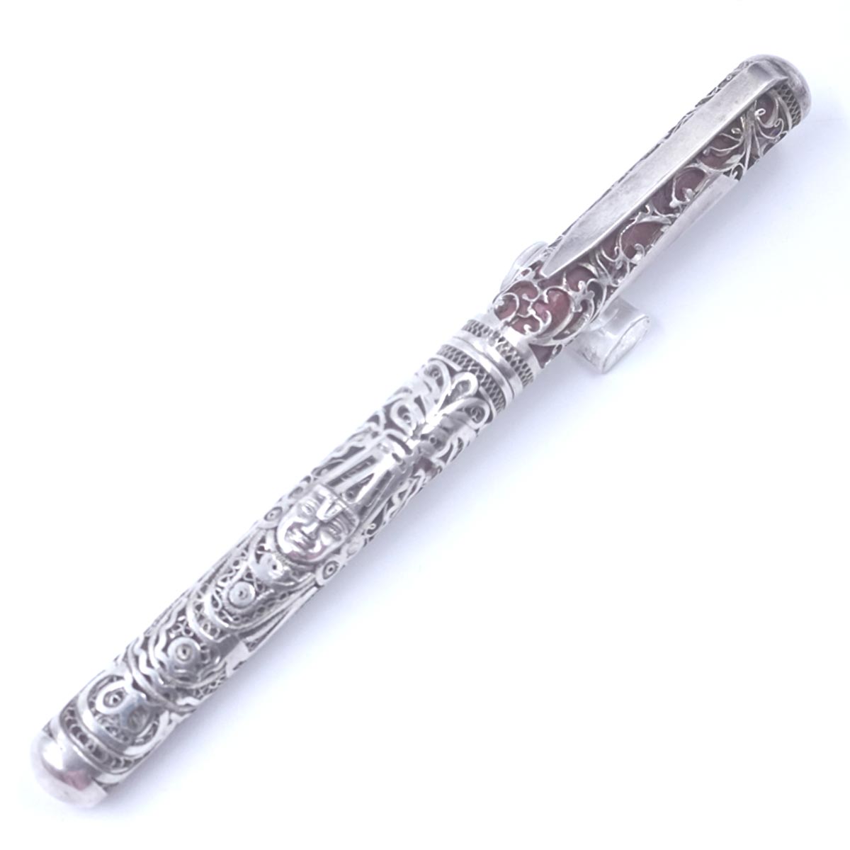 penhouse.in Lord Perumal Design With Silver Plated Body Cap Type Ebonite Ball Pen SKU 27000