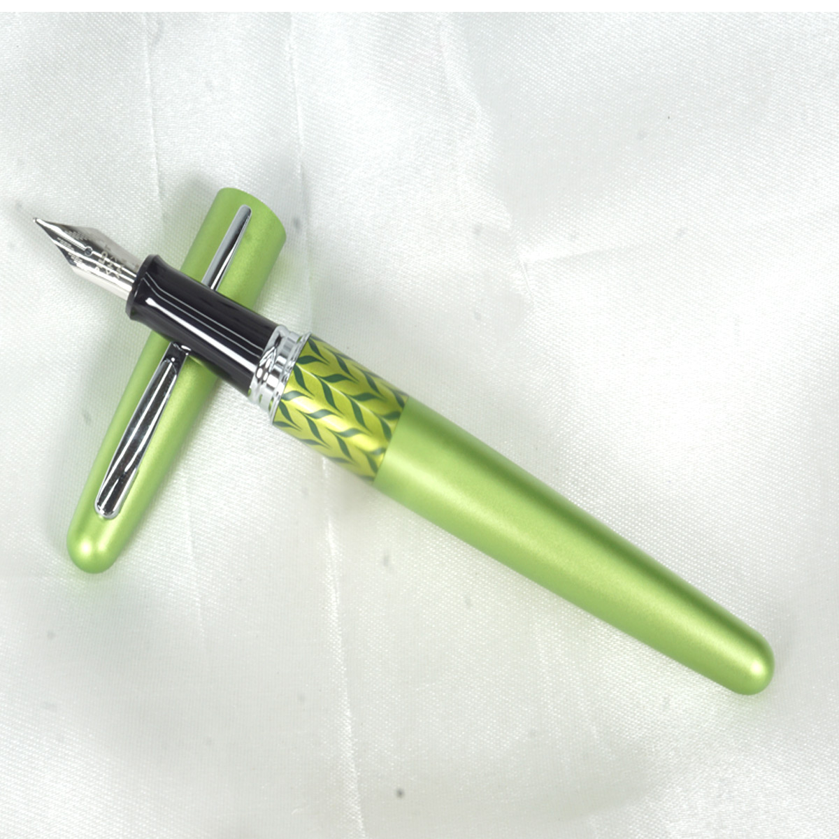 Pilot MR 3 Retro Pop Collection Metallic Light Green Medium Nib Silver Trim  Fountain Pen SKU 27157