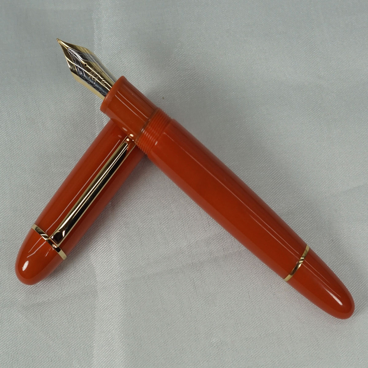Jinhao X 159 Burnt Orange Color Body With Gold Clip No 40 Nib Converter Type Fountain Pen SKU 27240
