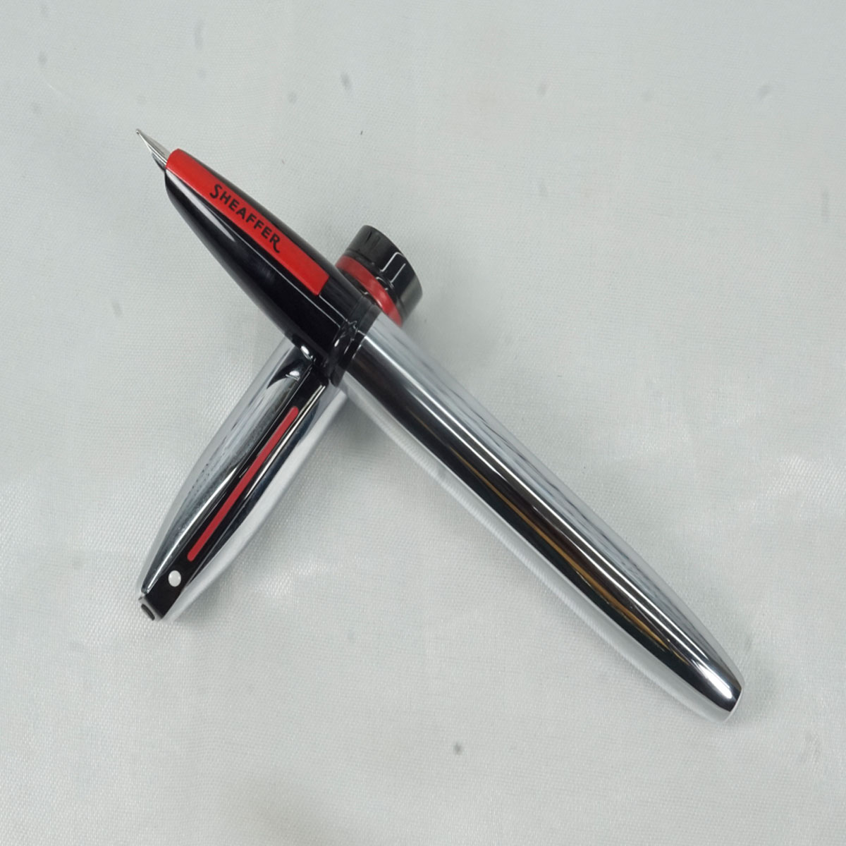 Sheaffer  Icon A9112 Chrome With Glossy Black PVD Trim Convertor Type Fountain Pen  SKU 27289
