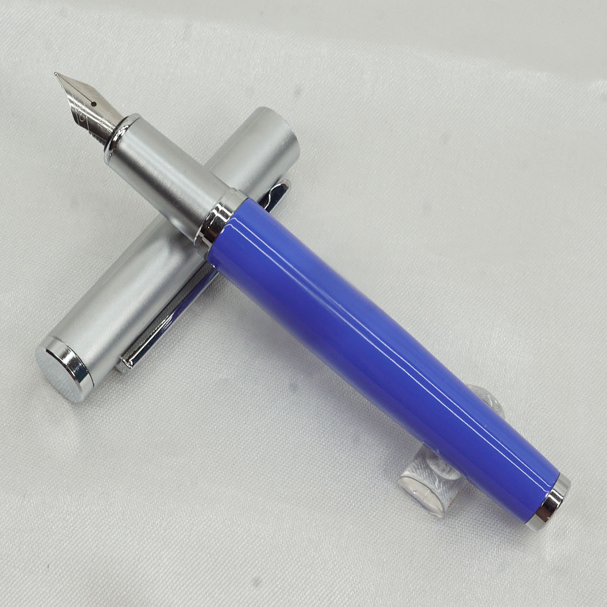 Submarine 915 Magnetic Blue With Silver Color Clip And Nib Converter & Cartridge Type Fountain Pen SKU 27357