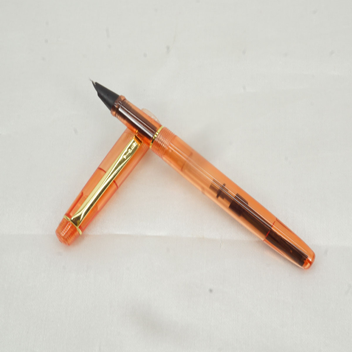 Yiren 358  Transparent Orange Color Body With Gold Color Clip Fine Nib Converter Type Fountain Pen SKU 27384