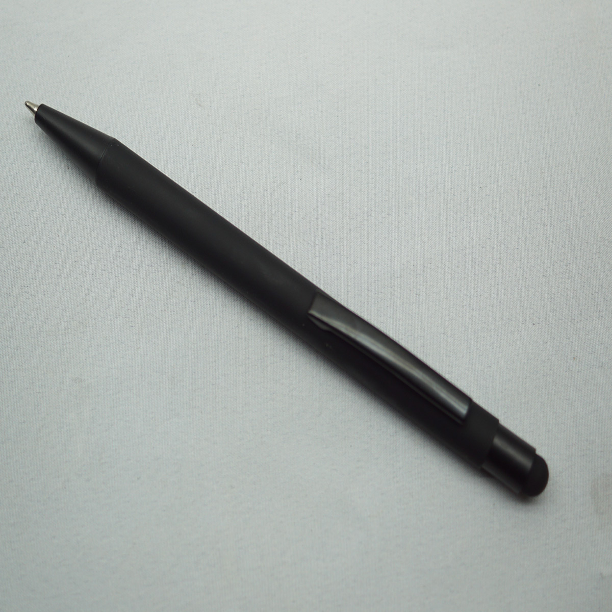 penhouse.in Stylus Matt Black Color Body and Black Clip Retractable Type Ball Pen SKU 27526