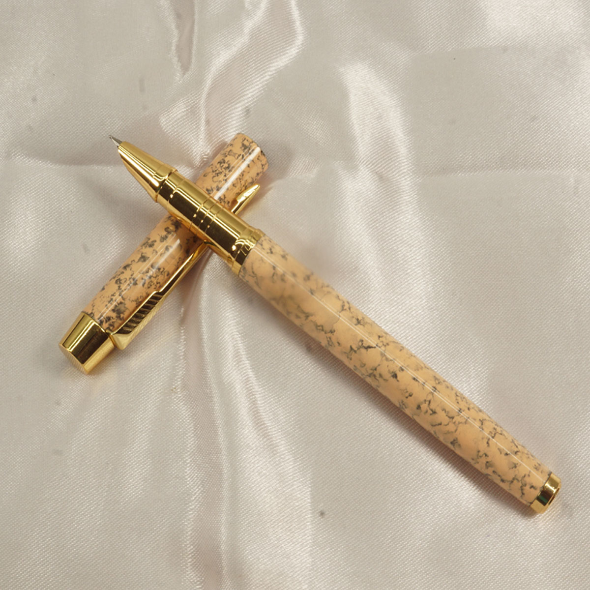 Luoshi 297 Orange Color Body Marble Design With Gold Clip  Fine Tip  Converter Type Fountain Pen SKU 27613