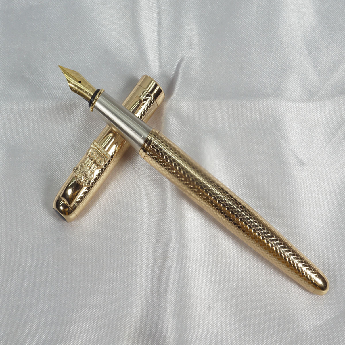 penhouse.in Full Gold Color Design Body With Ashoka  Emblem on Clip Fine Nib Converter Type Fountain Pen SKU 27743