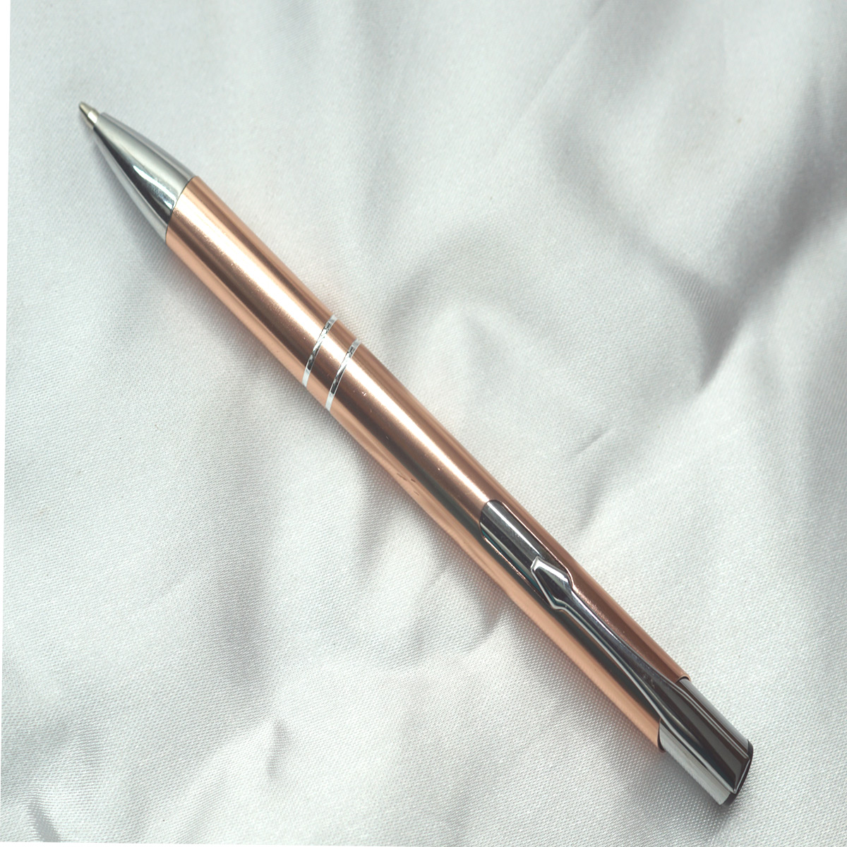 penhouse.in Glossy Rose Gold Color Body Medium Tip With Silver Clip Click Type Ball Pen SKU 27746