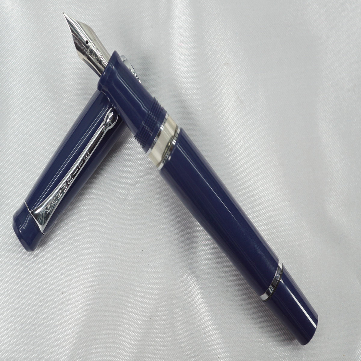 Kanwrite Heritage CT Solid Blue Body and Cap Type Silver Clip with Blue Grip Fine Nib Piston Type Fountain Pen SKU 27753