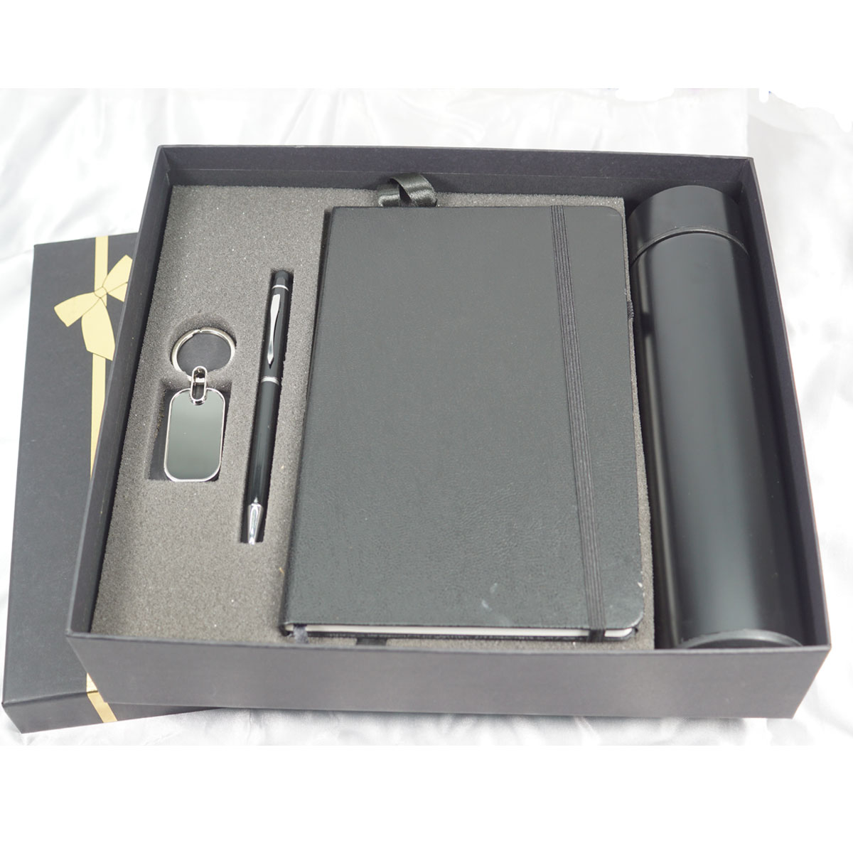 penhouse.in Black Color A5 Dairy Vacuum Flask LED Temperature Display 500ml Black Color Metal Keychain with Twist Type Ball Pen 4 in 1 Set  SKU 27879
