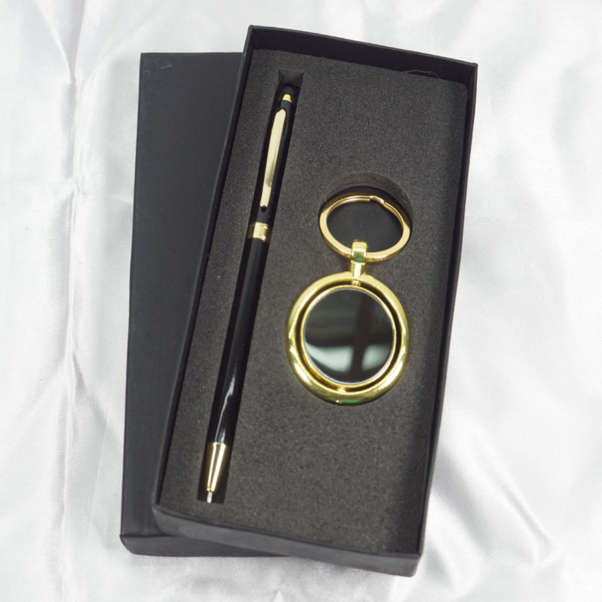 penhouse.in Gold Color Round Keychain with Black Color Body with Silver Clip Twist Type Ball Pen Set 2 in 1 SKU 27886
