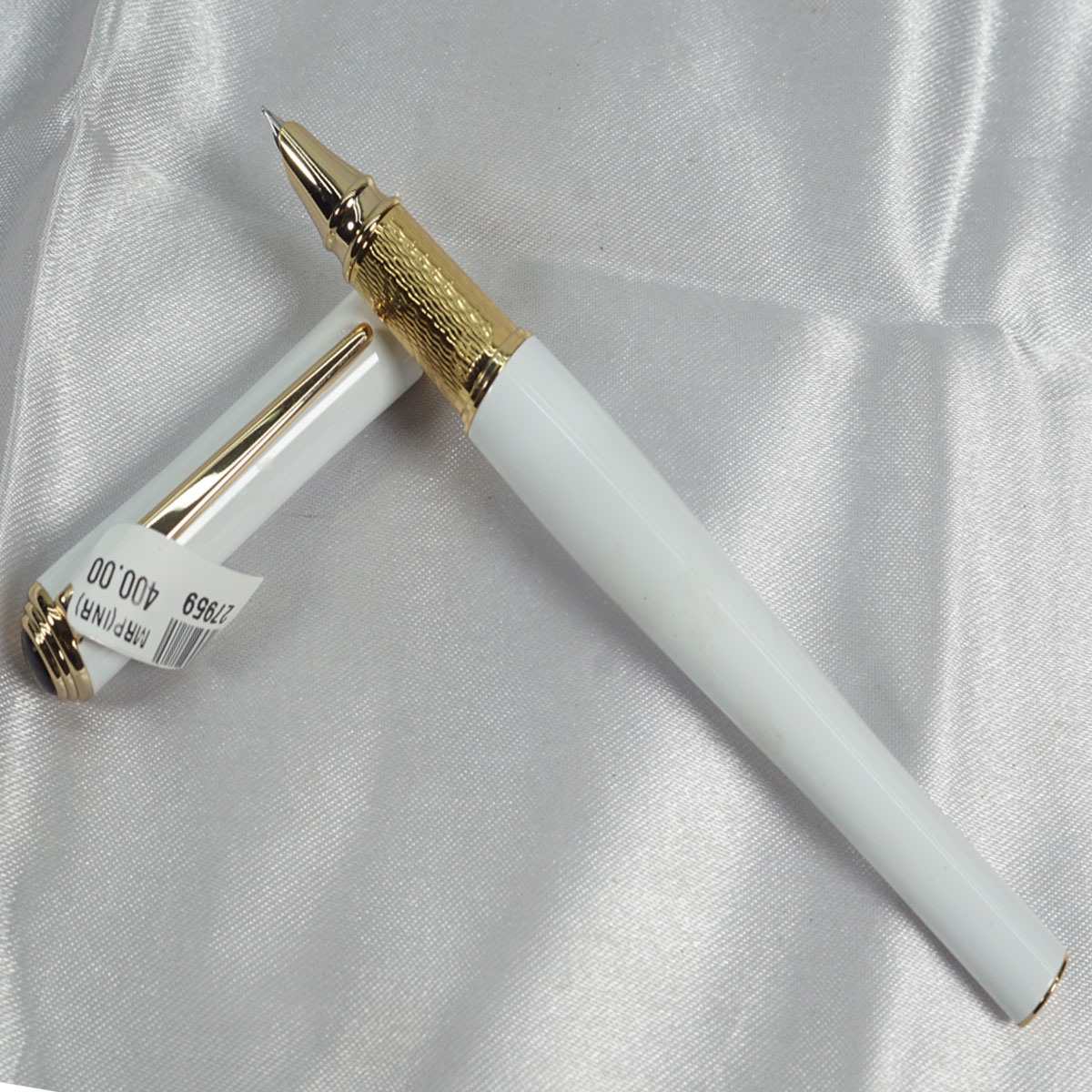 Jinhao 31 Glossy White Color Body With Gold Trim And Clip Fine Nib Converter Type Fountain Pen SKU 27959